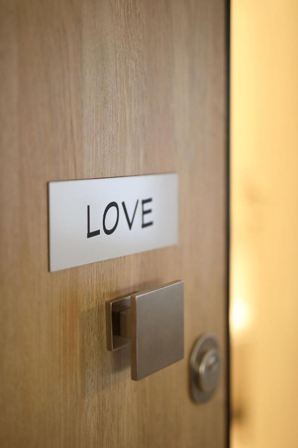 Love Luxury Central Apartment Atena Exterior foto