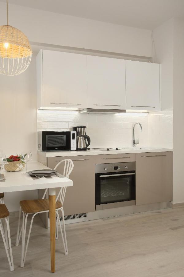 Love Luxury Central Apartment Atena Exterior foto